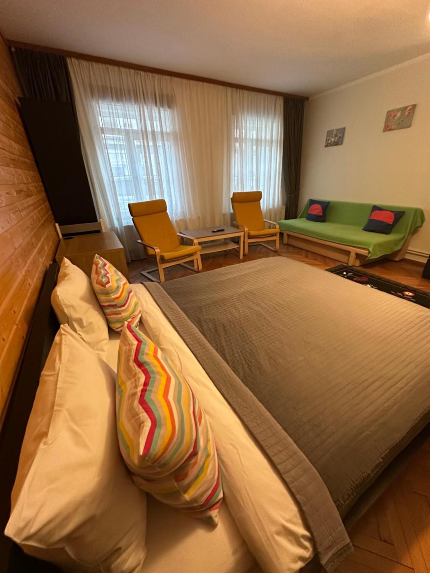 Casa Corona Braszów Zewnętrze zdjęcie