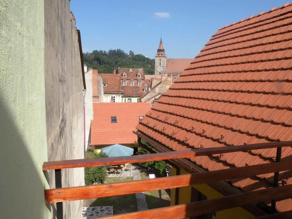 Casa Corona Braszów Zewnętrze zdjęcie